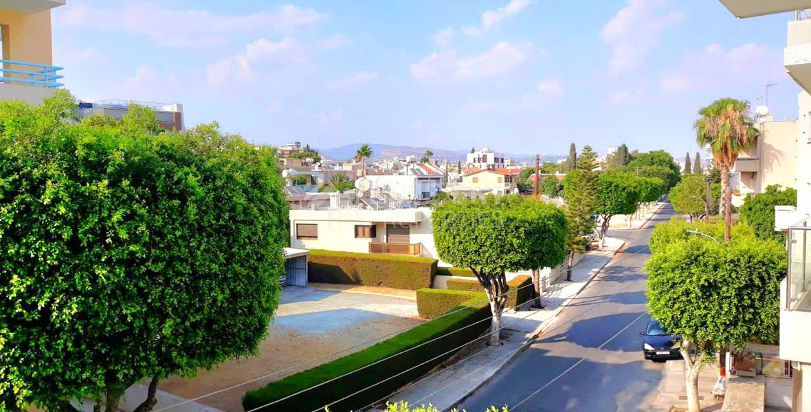 Sunlit Serenity: Spacious two-Bedroom Apartment for rent in Agios Nektarios, Limassol