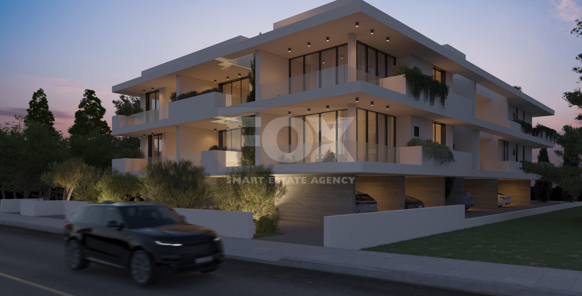 Long-Term Rental for a two bedrooms Apartment in Kato Paphos –  with & Rooftop Pool