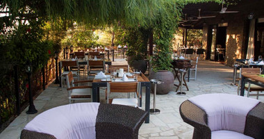 Commercial Building for Sale: 180-Seat Restaurant, three Bed Apartment & Boutique Hotel Potential