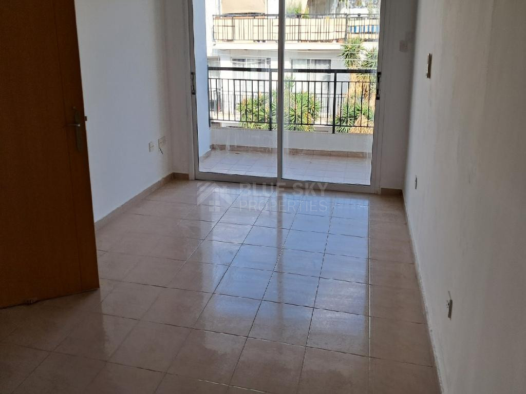 One Bedroom Apartment for Sale in Chloraka ,  Prime Location Near Beach & Amenities - with separate title deed