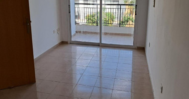 One Bedroom Apartment for Sale in Chloraka ,  Prime Location Near Beach & Amenities - with separate title deed