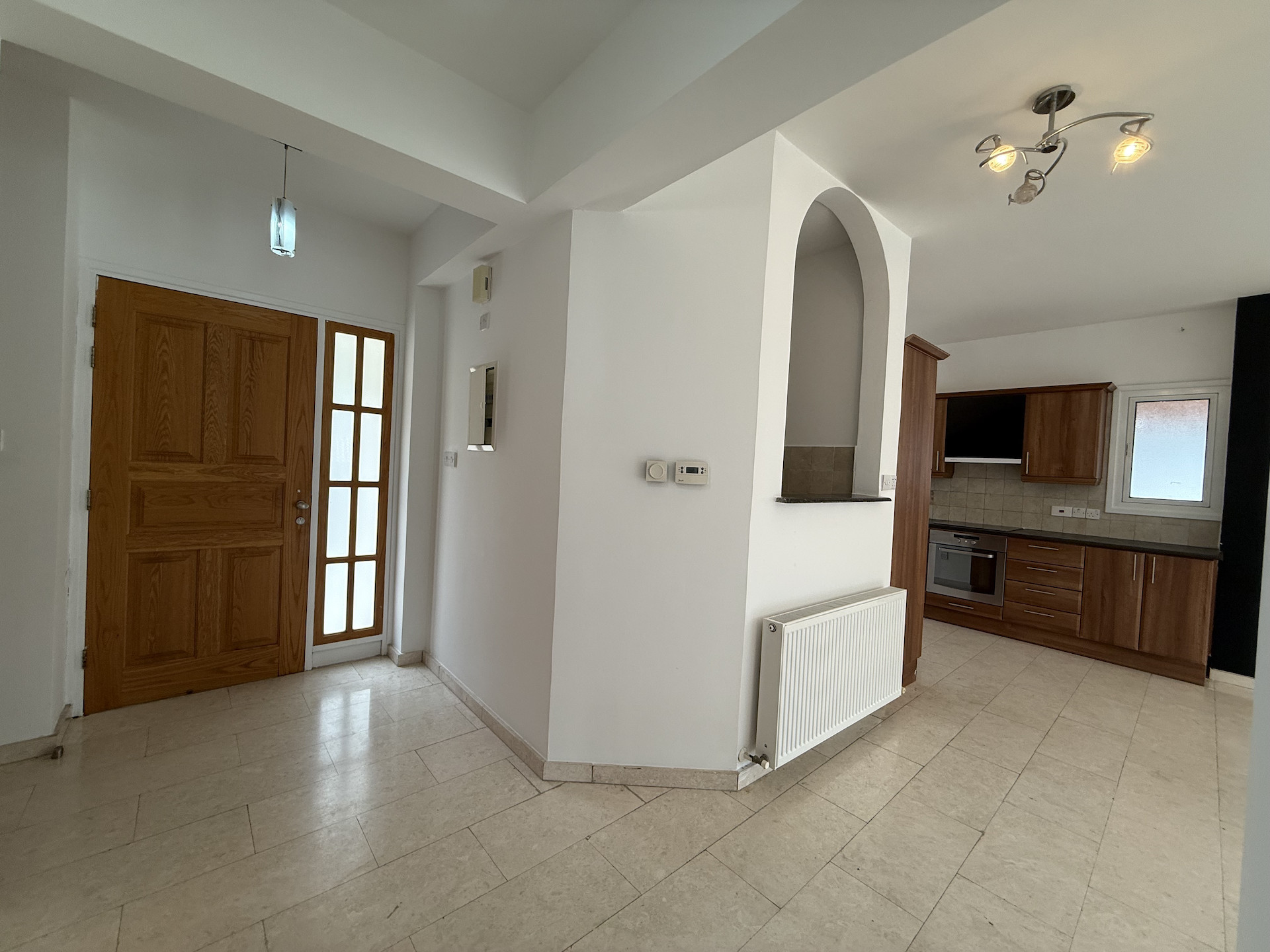 4 bedroom house 190 m² in Agios Tychonas, Cyprus