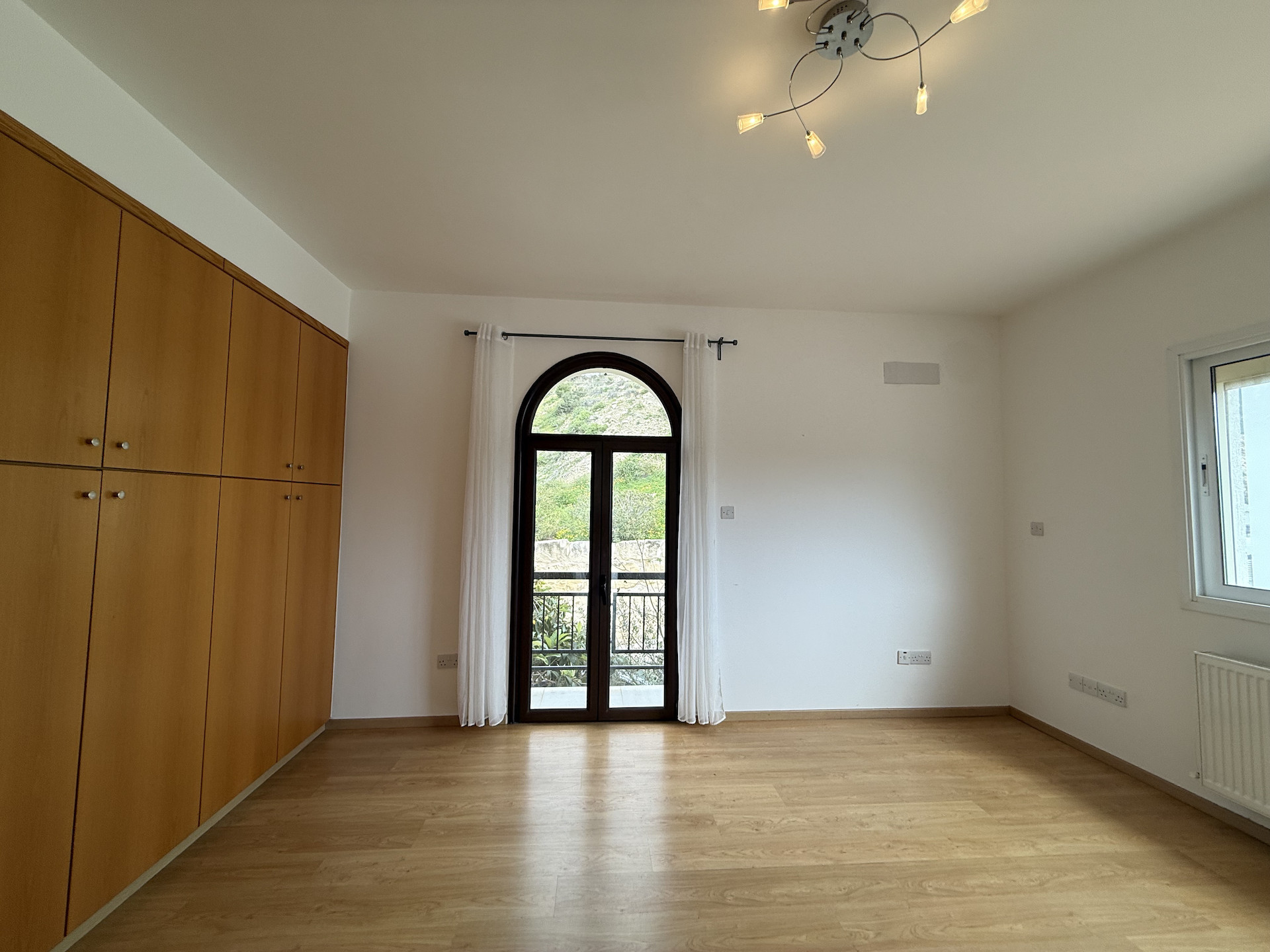 4 bedroom house 190 m² in Agios Tychonas, Cyprus