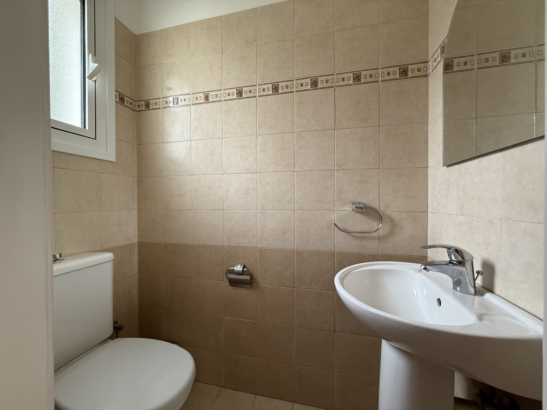 4 bedroom house 190 m² in Agios Tychonas, Cyprus