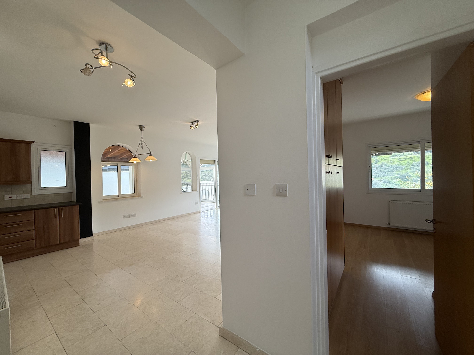 4 bedroom house 190 m² in Agios Tychonas, Cyprus