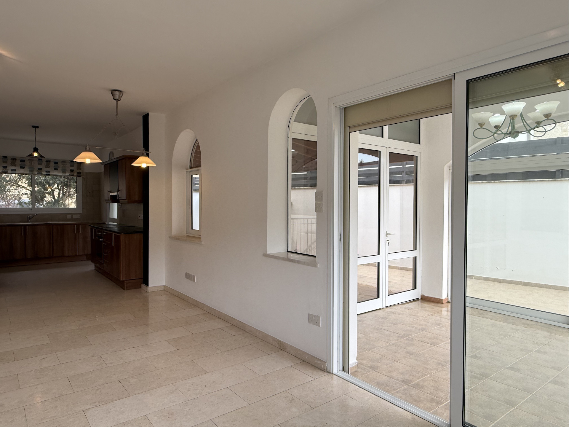 4 bedroom house 190 m² in Agios Tychonas, Cyprus