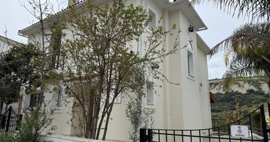 For Rent Bright and Spacious Four-Bedroom Detached House with swimming pool in Agios Tychonas