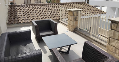 Spacious Six Bedroom House with Pool in Universal Paphos, for rent