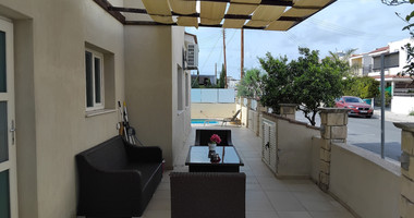 Spacious Six Bedroom House with Pool in Universal Paphos, for rent