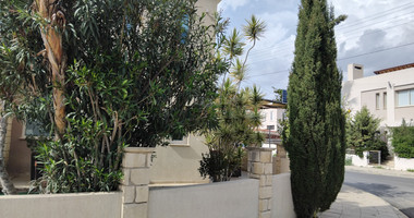 Spacious Six Bedroom House with Pool in Universal Paphos, for rent