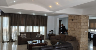 Spacious Six Bedroom House with Pool in Universal Paphos, for rent
