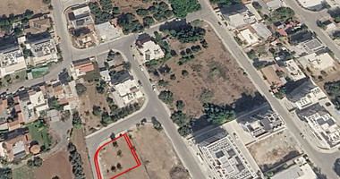 SALE: PLOT IN ZAKAKI AREA WITH SECURE PLANNING AND BUILDING PERMITS READY TO COMMENCE.