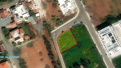 SALE: PLOT IN ZAKAKI AREA WITH SECURE PLANNING AND BUILDING PERMITS READY TO COMMENCE.