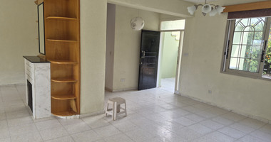 Three Bedroom House with Expansive Garden & Peaceful Surroundings For Rent