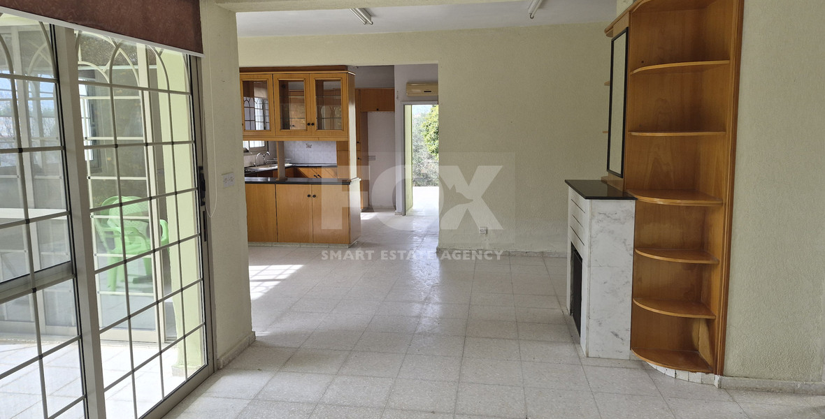 Three Bedroom House with Expansive Garden & Peaceful Surroundings For Rent