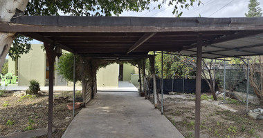 Three Bedroom House with Expansive Garden & Peaceful Surroundings For Rent