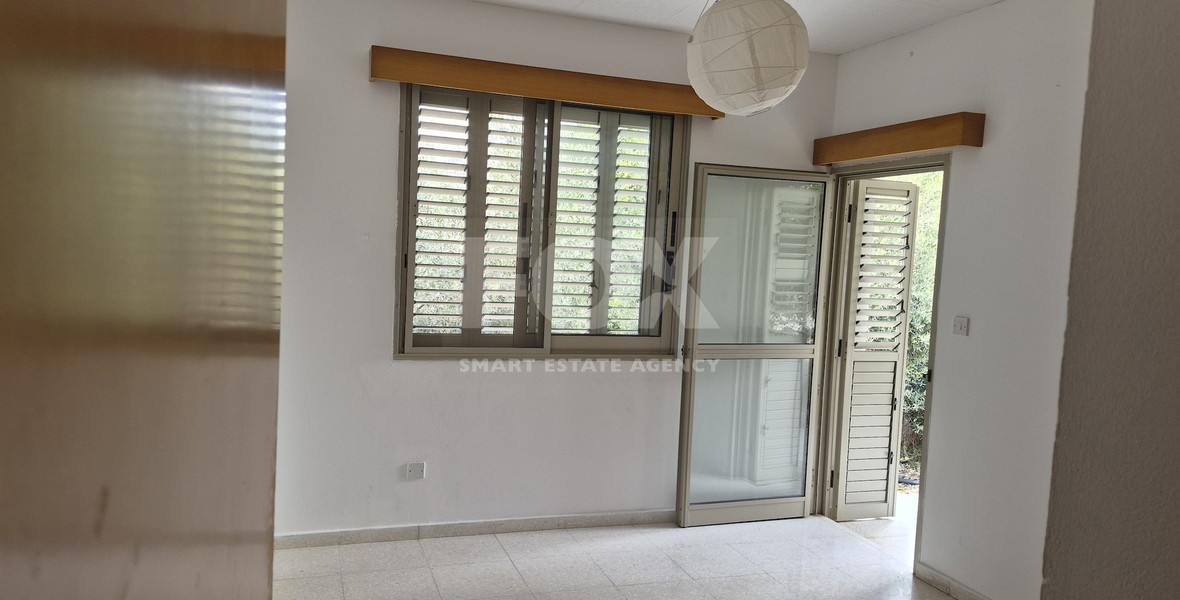 Three Bedroom House with Expansive Garden & Peaceful Surroundings For Rent