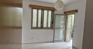 Three Bedroom House with Expansive Garden & Peaceful Surroundings For Rent