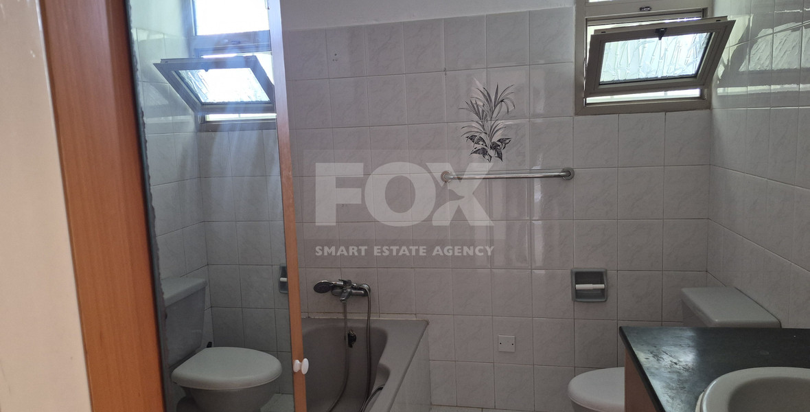 Three Bedroom House with Expansive Garden & Peaceful Surroundings For Rent