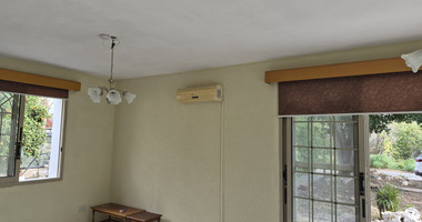 Three Bedroom House with Expansive Garden & Peaceful Surroundings For Rent