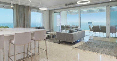 For rent Luxury Three-Bedroom Seafront Apartment | Panoramic Views & Premium Amenities