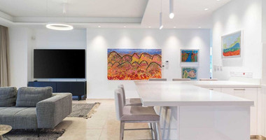 For rent Luxury Three-Bedroom Seafront Apartment | Panoramic Views & Premium Amenities