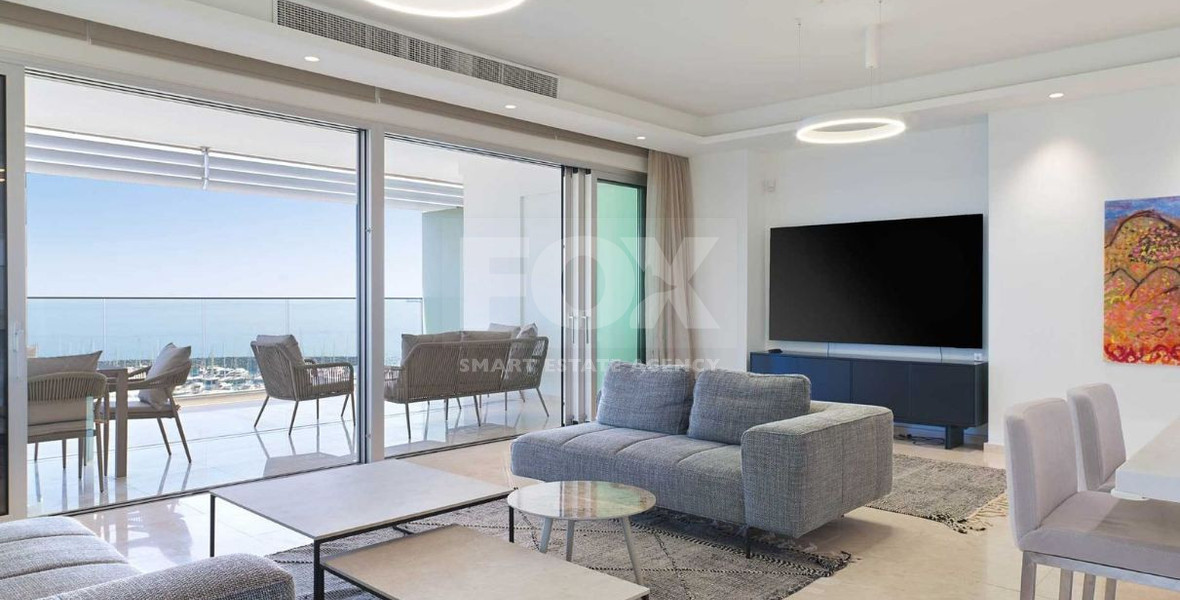 For rent Luxury Three-Bedroom Seafront Apartment | Panoramic Views & Premium Amenities