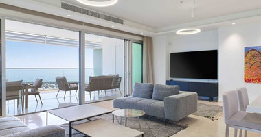 For rent Luxury Three-Bedroom Seafront Apartment | Panoramic Views & Premium Amenities