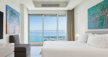 For rent Luxury Three-Bedroom Seafront Apartment | Panoramic Views & Premium Amenities