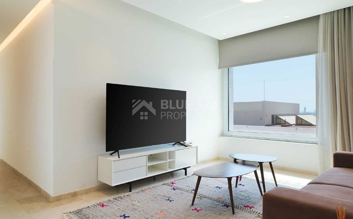 For rent Luxury Three-Bedroom Seafront Apartment | Panoramic Views & Premium Amenities