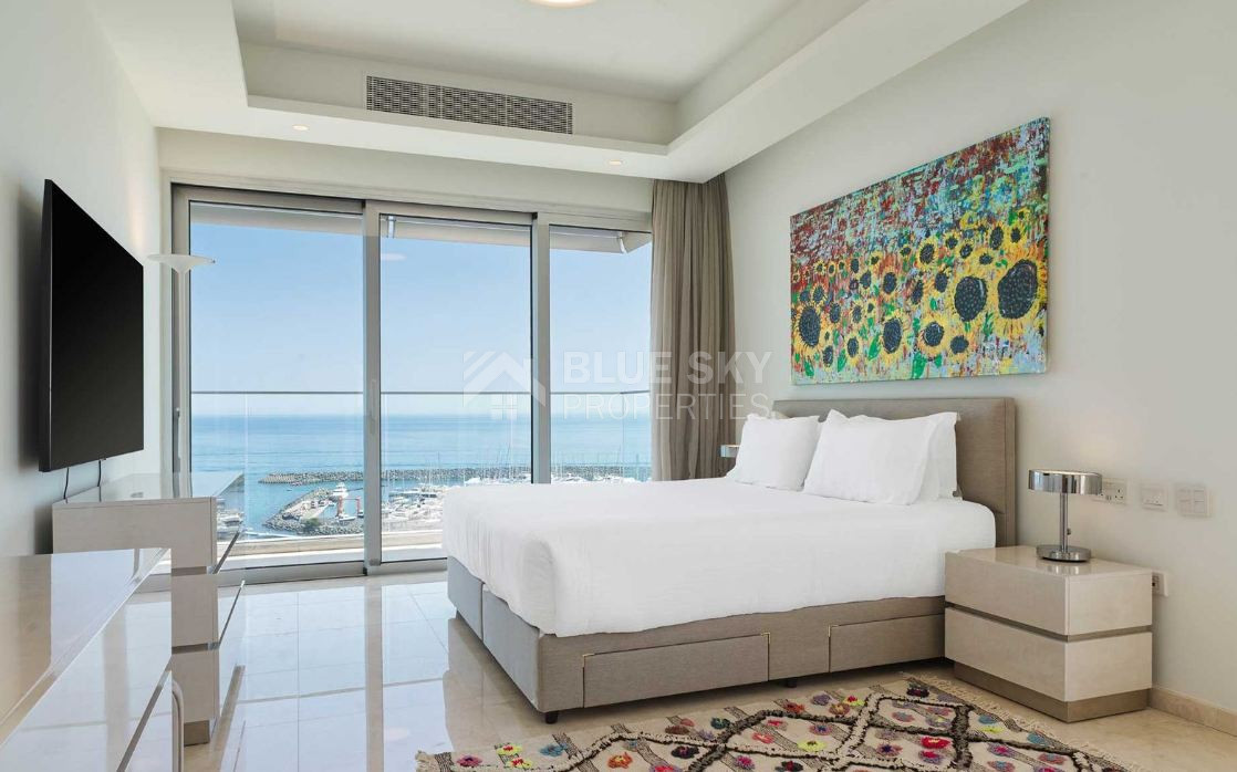 For rent Luxury Three-Bedroom Seafront Apartment | Panoramic Views & Premium Amenities