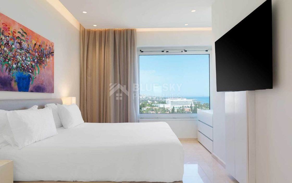 For rent Luxury Three-Bedroom Seafront Apartment | Panoramic Views & Premium Amenities