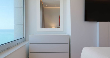 For rent Luxury Three-Bedroom Seafront Apartment | Panoramic Views & Premium Amenities