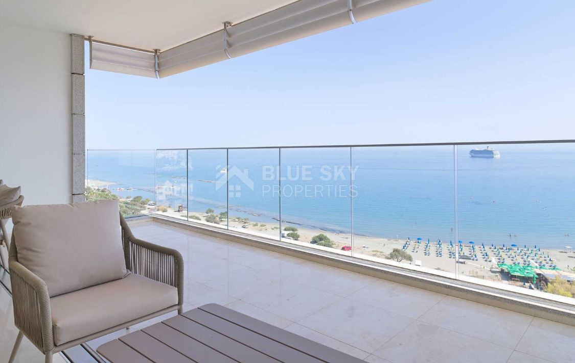 For rent Luxury Three-Bedroom Seafront Apartment | Panoramic Views & Premium Amenities