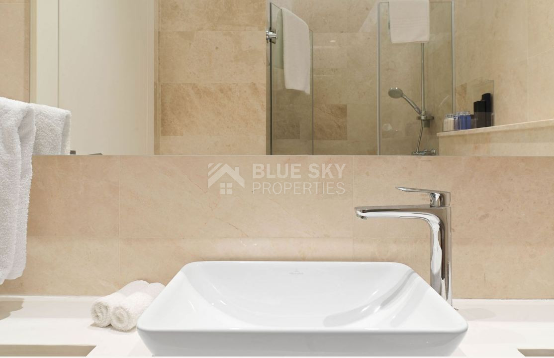 For rent Luxury Three-Bedroom Seafront Apartment | Panoramic Views & Premium Amenities