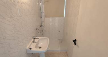 Ground Floor Office / Shop for Rent in Trachoni, Limassol