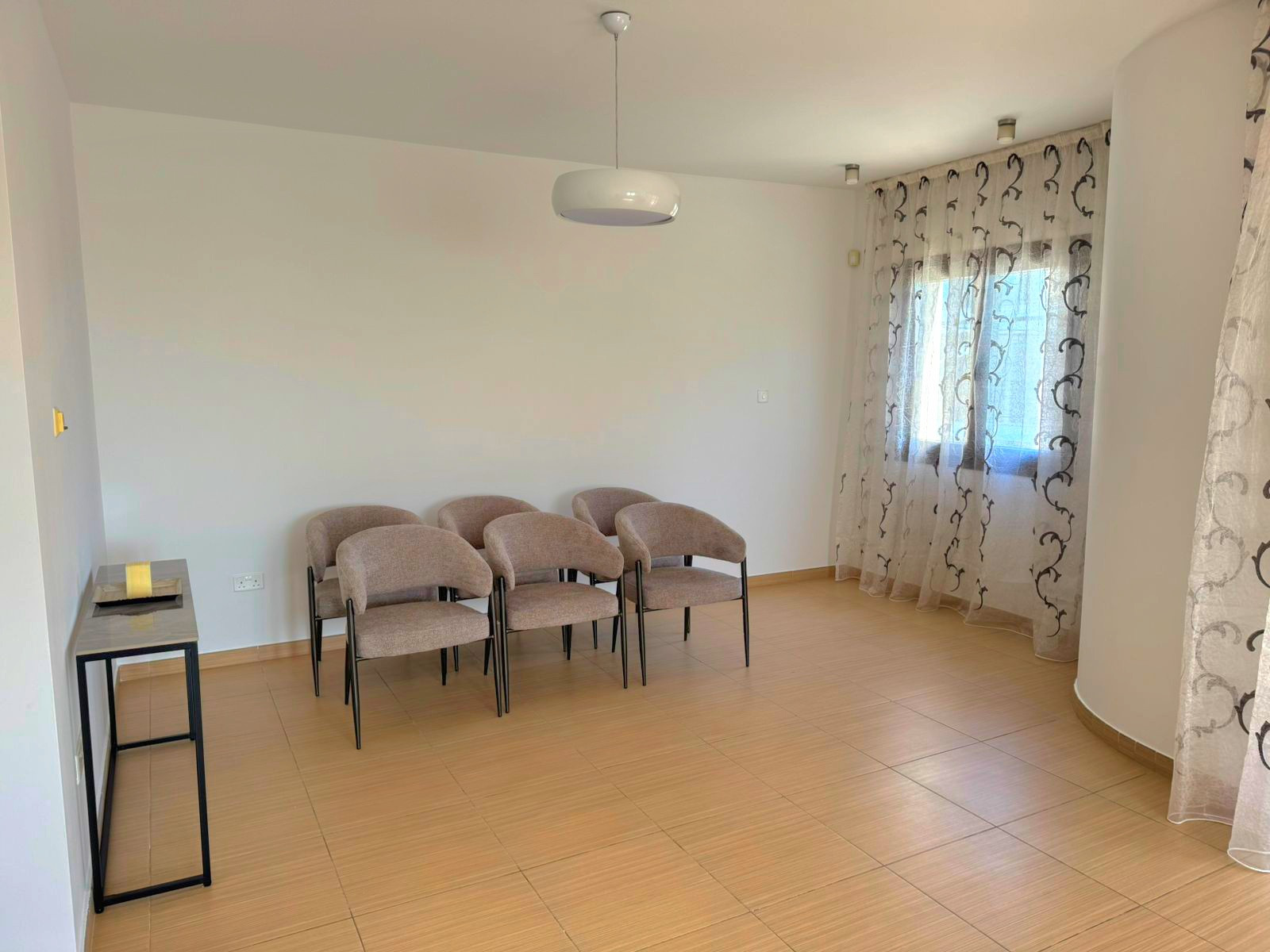 Mieszkanie 3 pokoi 150 m² w Jermasoja, Cypr