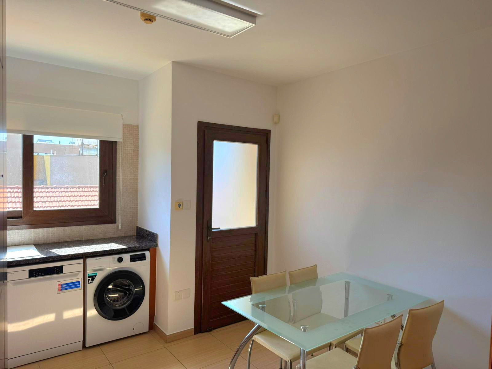 Mieszkanie 3 pokoi 150 m² w Jermasoja, Cypr