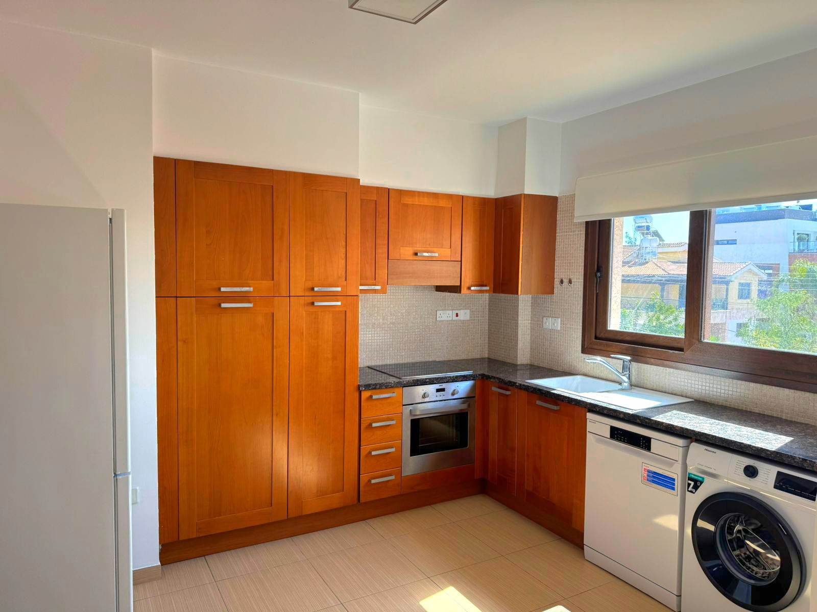 Mieszkanie 3 pokoi 150 m² w Jermasoja, Cypr