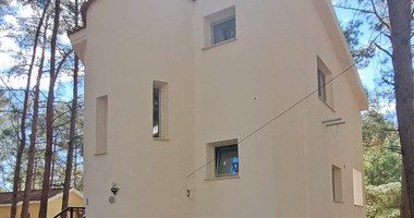 Charming Forest Retreat for Rent in Moniatis