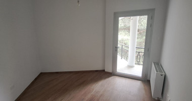 Charming Forest Retreat for Rent in Moniatis