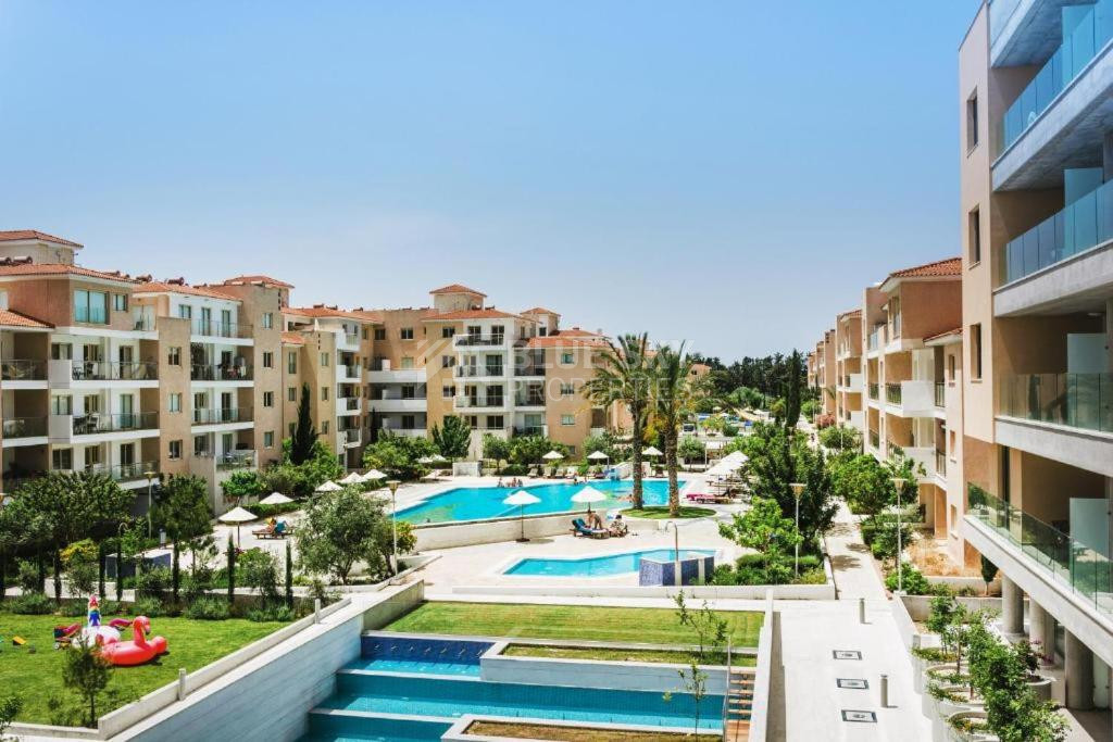 Modern Furnished 2-bedroom Townhouse in Elysia Park