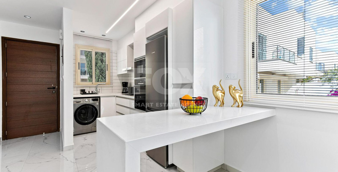 Modern Furnished 2-bedroom Townhouse in Elysia Park