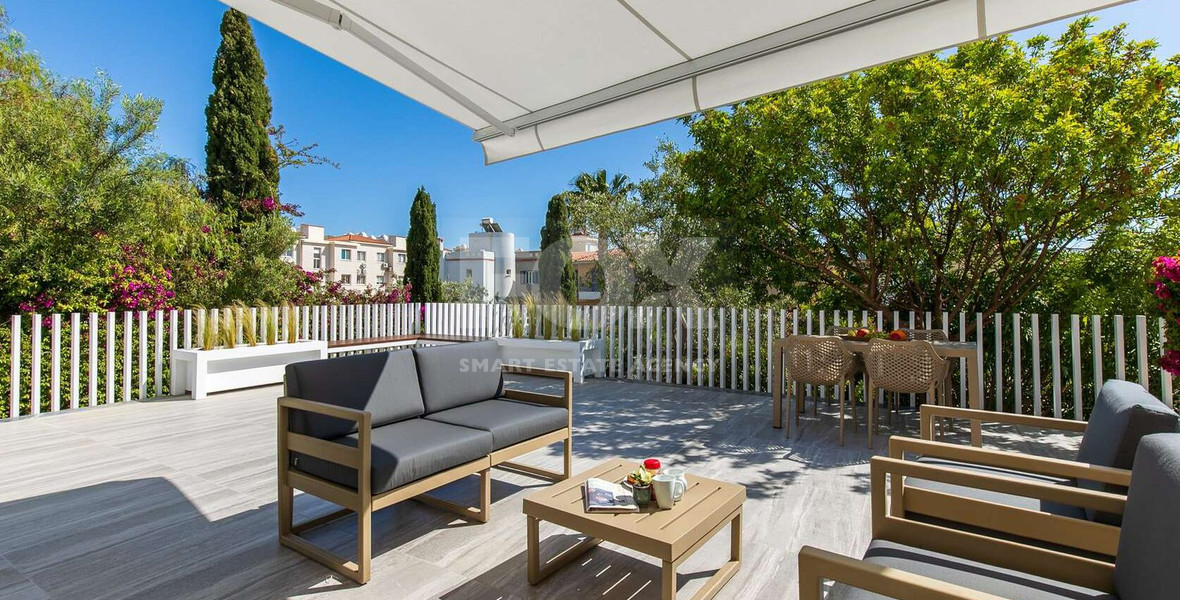 Modern Furnished 2-bedroom Townhouse in Elysia Park