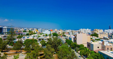 Premium Sea View Three-Bedroom Penthouse for rent in Mesa Geitonia