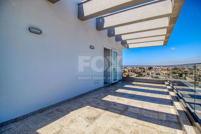 Premium Sea View Three-Bedroom Penthouse for rent in Mesa Geitonia