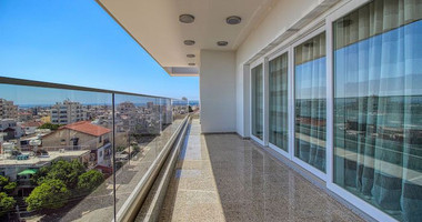 Premium Sea View Three-Bedroom Penthouse for rent in Mesa Geitonia