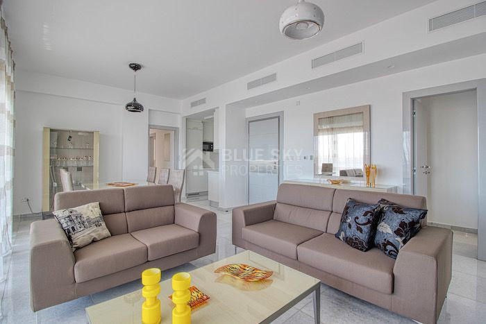 Premium Sea View Three-Bedroom Penthouse for rent in Mesa Geitonia
