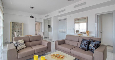 Premium Sea View Three-Bedroom Penthouse for rent in Mesa Geitonia