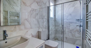 Premium Sea View Three-Bedroom Penthouse for rent in Mesa Geitonia